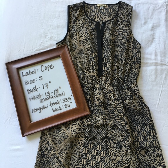SOLD✖️ Neutral Batik Print Dress - Picture 6 of 6